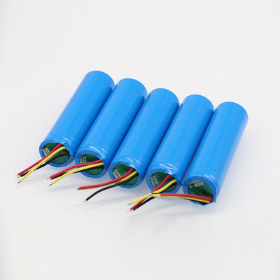 UN38.3 प्रमाणित 3.7 V 2400mah 18650 रिचार्जेबल बैटरी फ्लैट टॉप 0.05kg . के साथ
